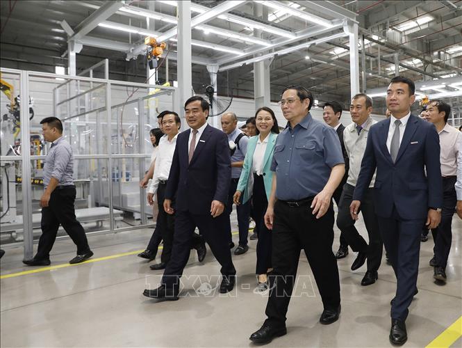 Thủ tướng Phạm Minh Chính thăm Nhà máy sản xuất, lắp ráp ôtô Hyundai